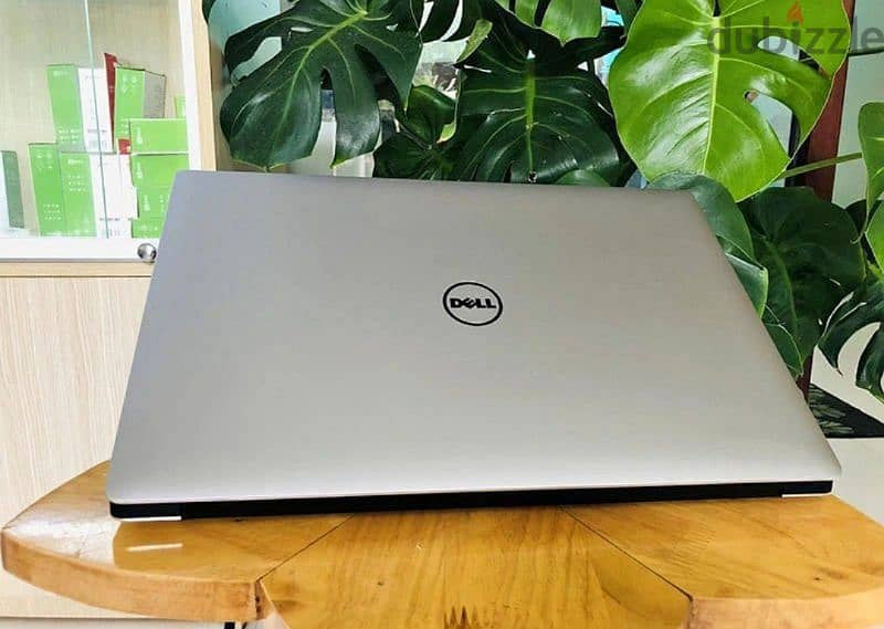 Dell precision 5520 2