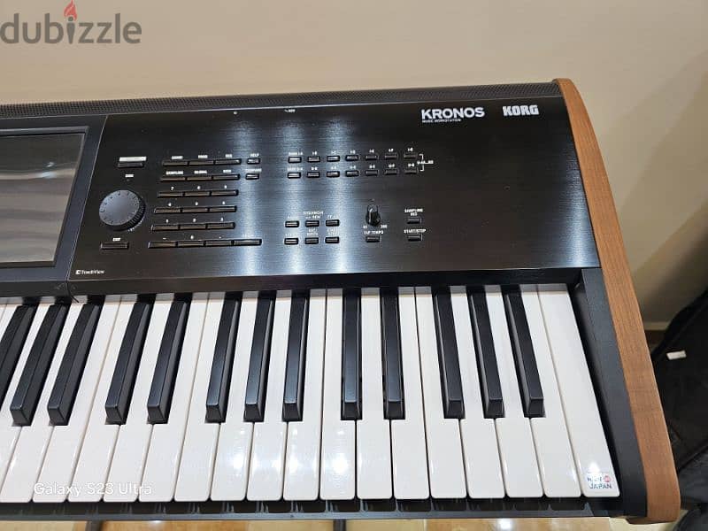 korg Kronos2 2