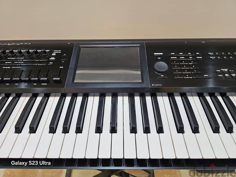 korg Kronos2 4