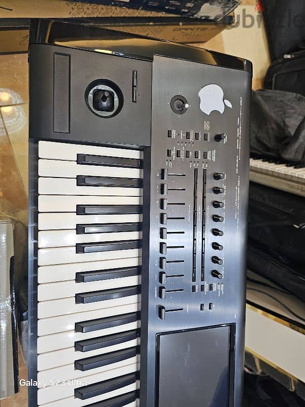 Korg kronos 1 8