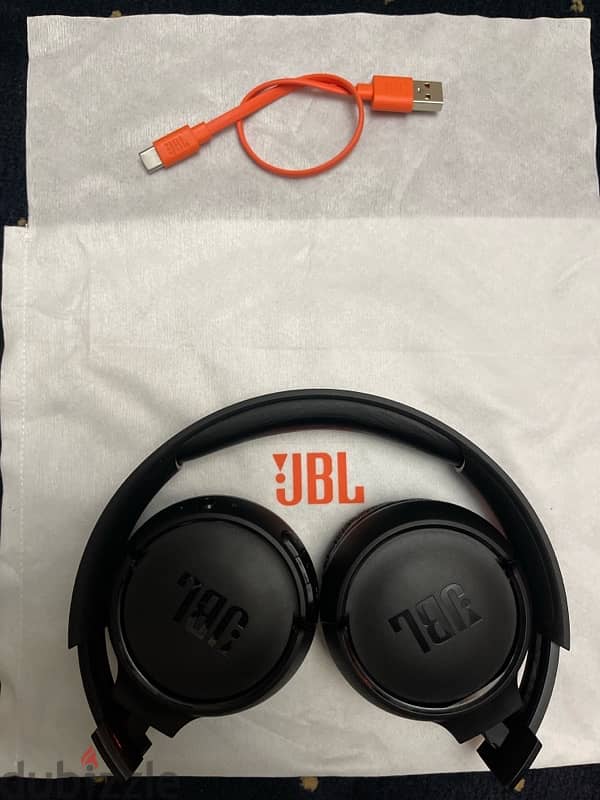 سماعه JBL جديده 1