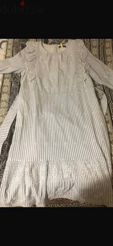 dresses and pants new and used in perfect condition 0