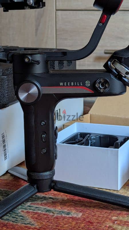 zhiyun weebill s with focus motor max and small rig handle 5