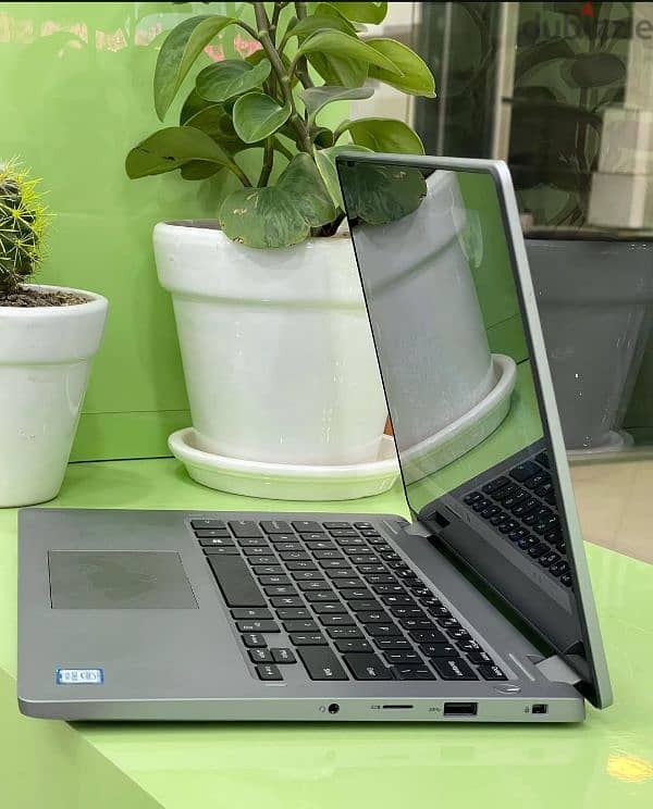 dell latitude 3310 تاتش وبيلف 360 درجة رام 16 الجيل الثامن بضمان سنة 2