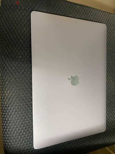 MacBook Pro i9 16''  ram 32 GB  2021