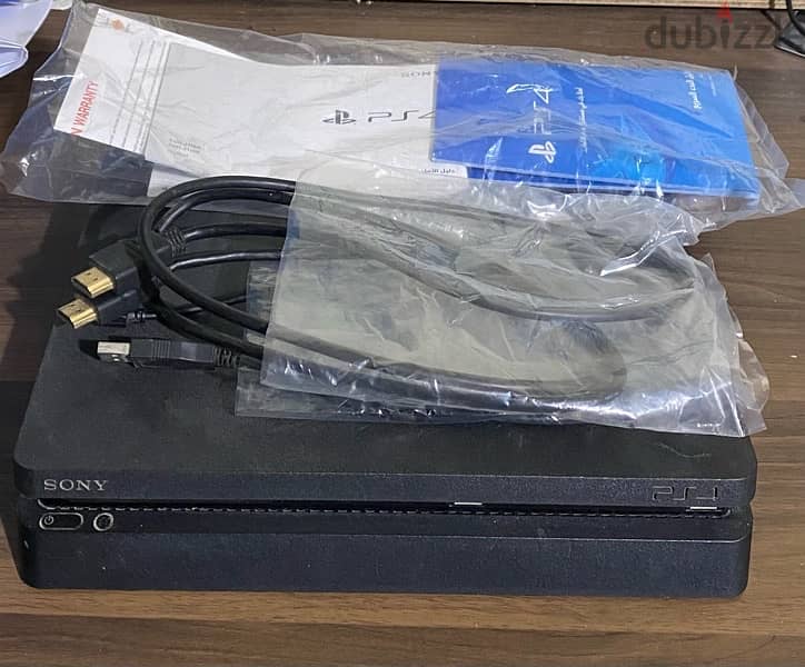 PS4- Slim 1