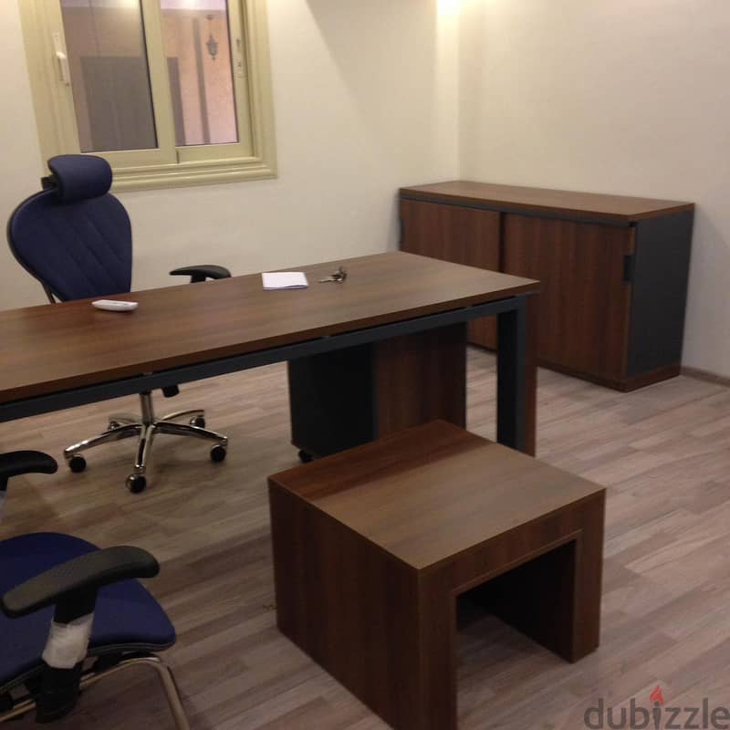 Williams Used office furniture 4