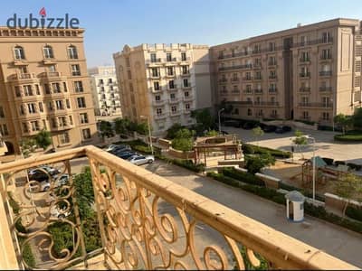 Two-room apartment for sale in Hyde Park, 6th of October, near Mall of Egypt, in installments over 12 years