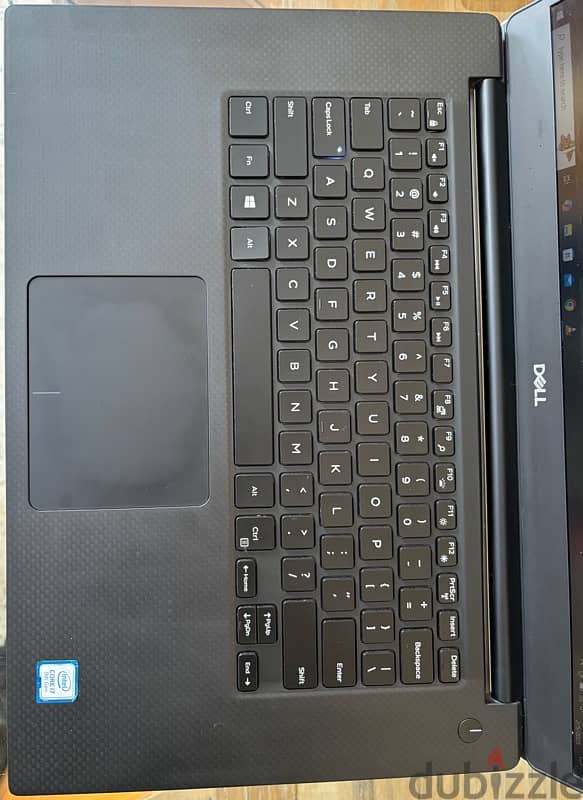 Dell precision 5540 workstation 1