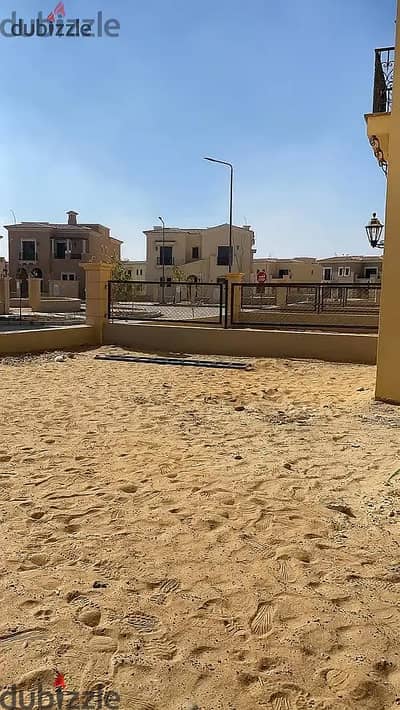 فيلا لقطة جدا بأقل سعر في السوق للبيع بأرقي كمبوند سيتي جيت City gate