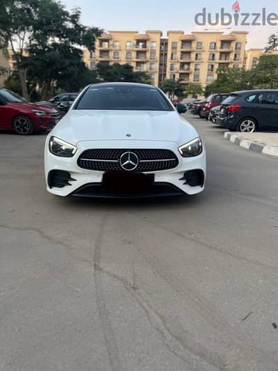 Mercedes-Benz E300 2021 - Fully Loaded