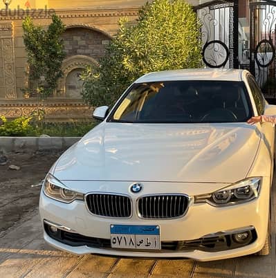 BMW 318 2019