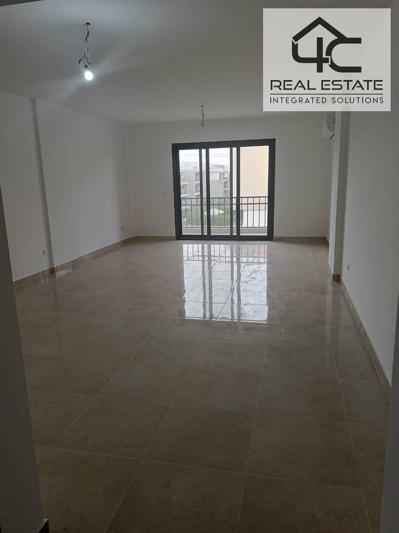 Apartment 3 bedrooms fully finished with Ace's with down payment and installments till 5 years in Fifth Square 0