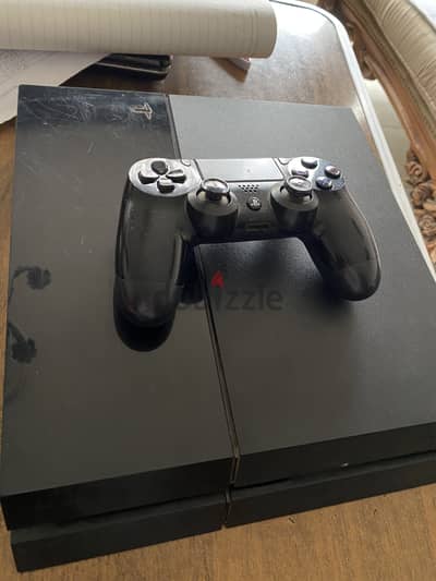 للبيع ps4 500 GB