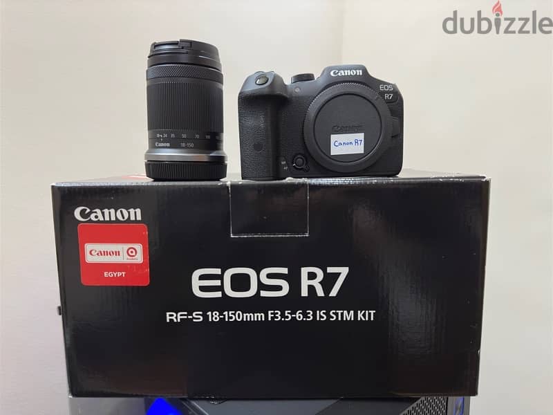 Canon R7 with Kit lens 18-150mm 1