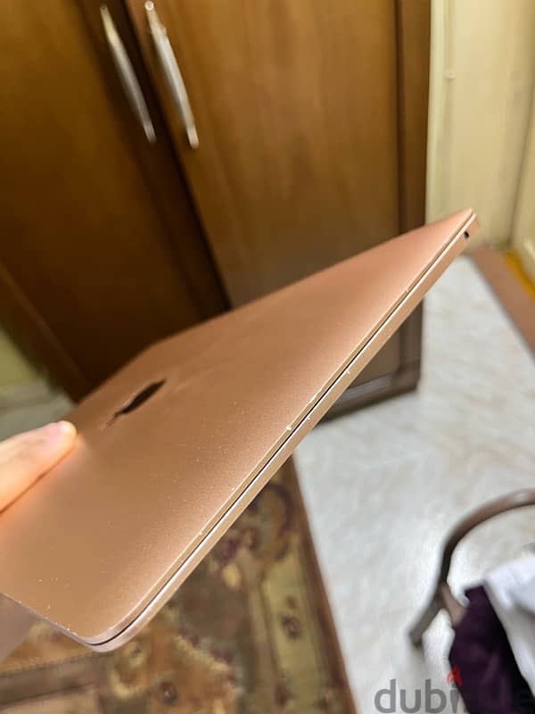 Macbook air m1 (2020) 3