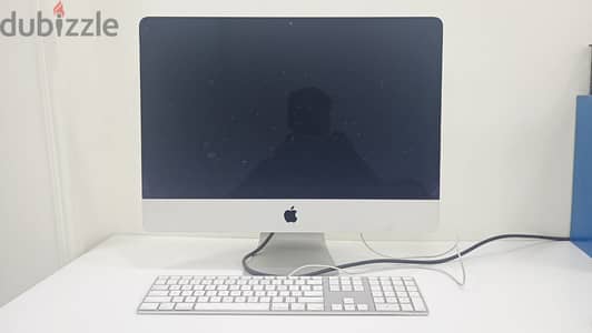 iMac (21.5-inch, Late 2015)