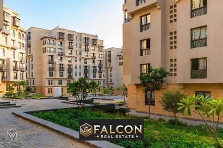 With the lowest down payment and the longest payment period, an apartment (ready to move) with super deluxe finishing in Arabesque Al-Fustat Comp