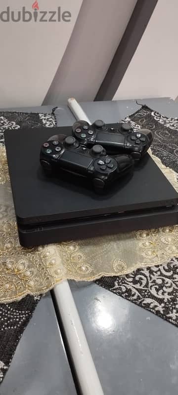 play station 4 slim 1000gb