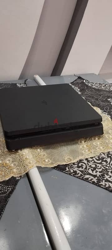 play station 4 slim 1000gb 3