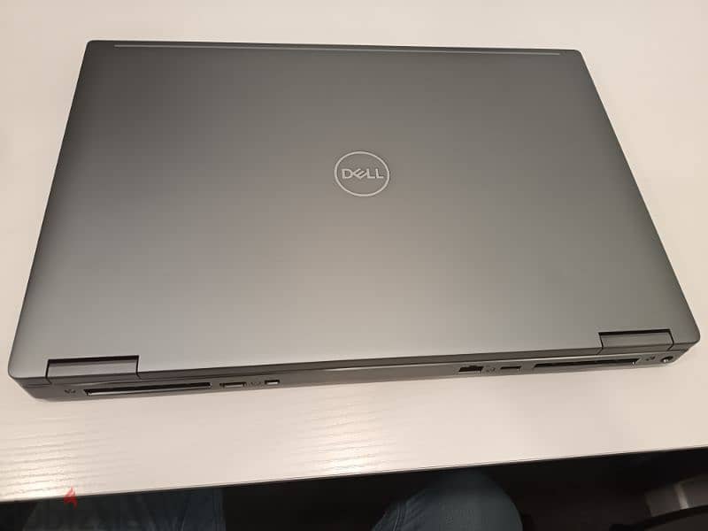 Dell Precision 7740 i9-9880h RTX 5000 16G 4K 0