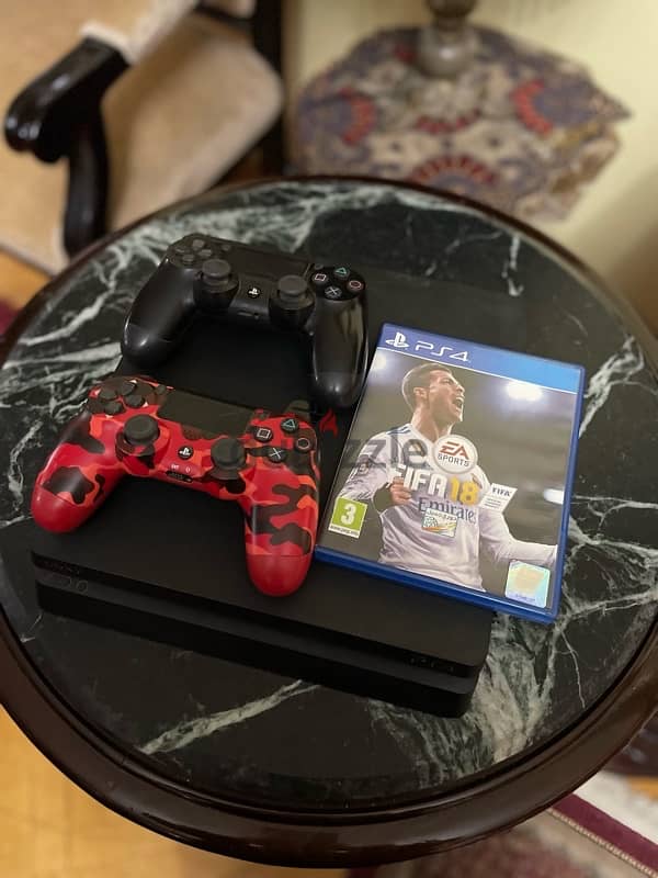 ps4 slim بحاله الزيرو 1