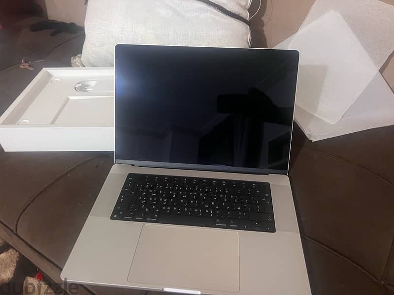 Macbook pro M1 16in 512 now ماك بوك برو 5