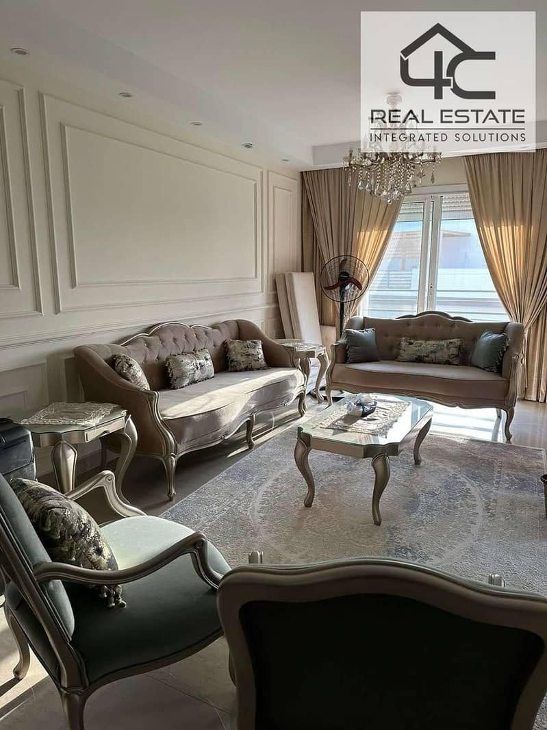 Ready to move With the lowest total a 3 bedroom apartment Super lux with Ac’s Partly furnished for sale in Hyde Park 0