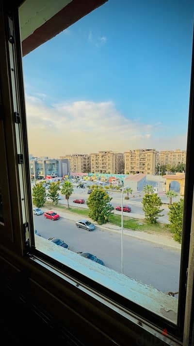 Fully furnished 14,500 Egp veiw (Garden 8) mall