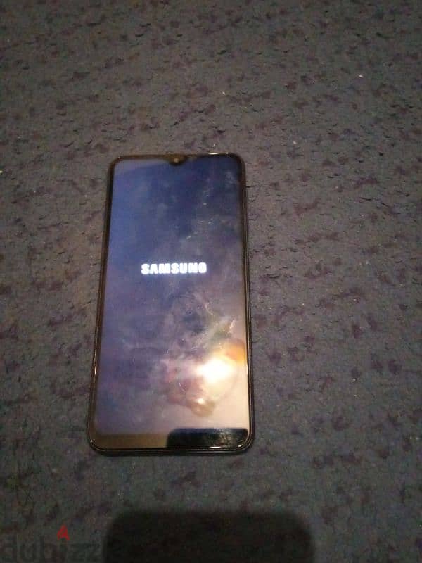 Samsung a 10 just like new no scratch 3