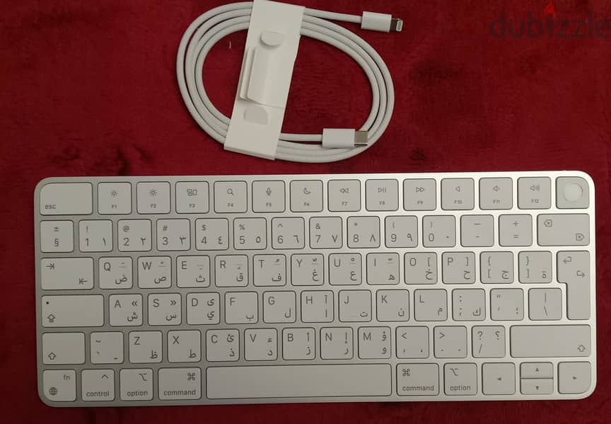 Apple Magic 2 Keyboard with Touch ID 1