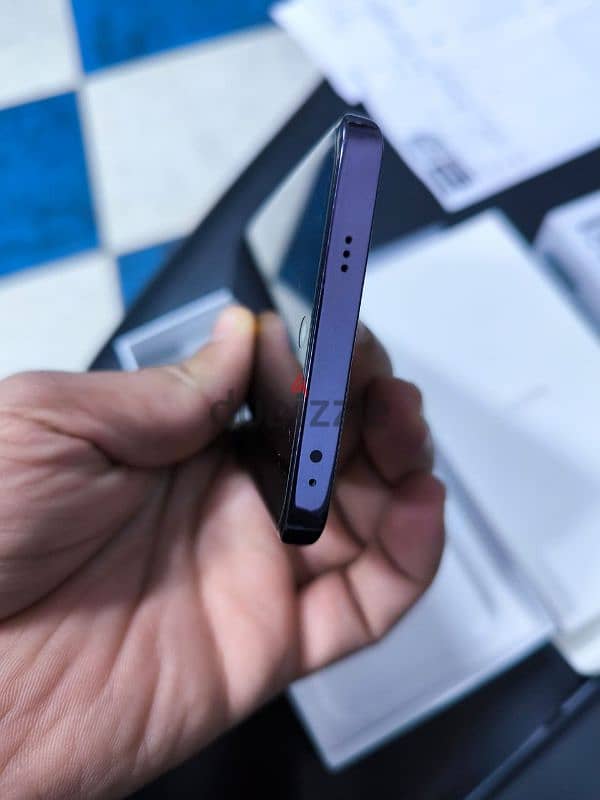 oppo reno 12 بحالة الجديد 9