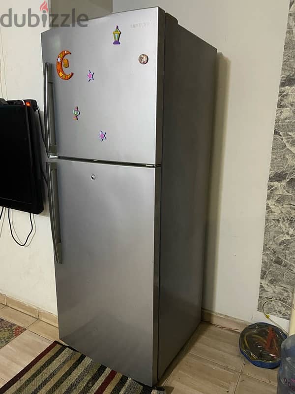 Samsung refrigerator model RT45JSTS for sell 1