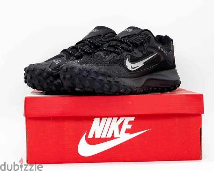 كوتشي NIKE ACG MOUNTAIN FLY  مقاس ٤٥ وارد الخارج 2