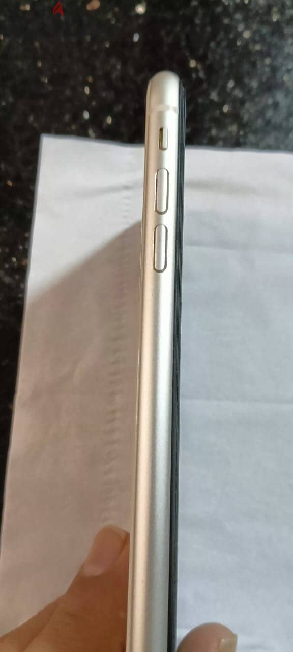 iphone 11 b91% Like New 6