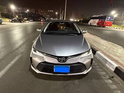 Toyota Corolla 2022   كالزيرو عداد ١٥ الف الفئه الرابعه فتحه سقف