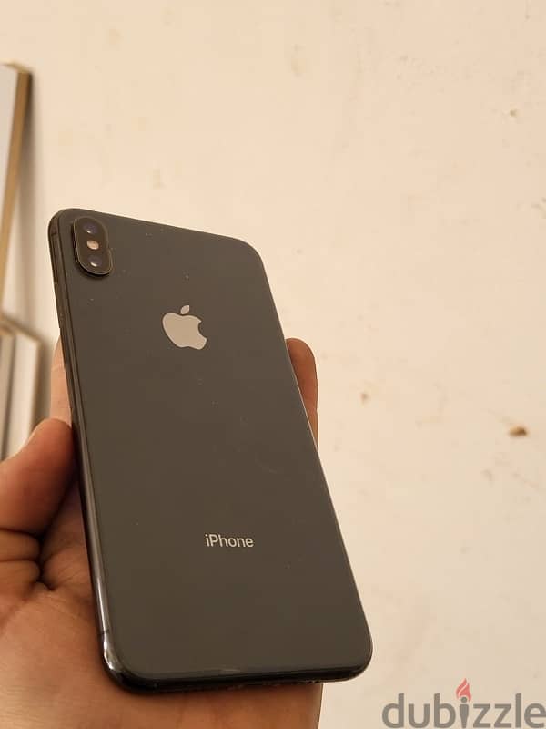 iPhone XS Max  256 زيرو 1