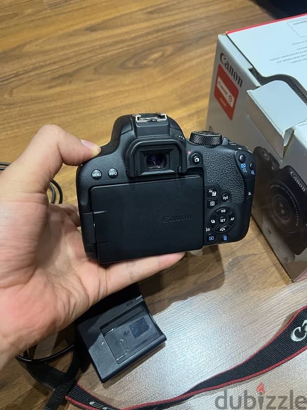 Canon 800D 2