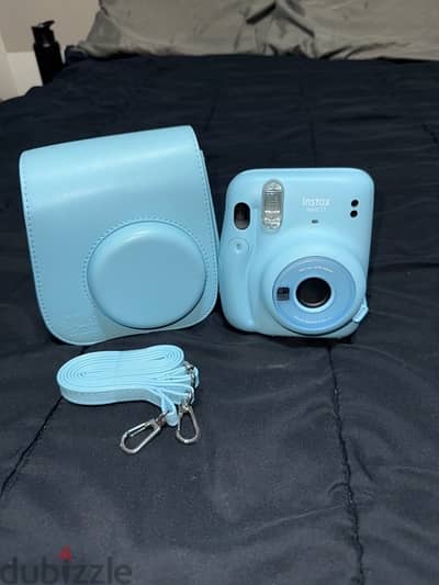 Fuji INSTAX Camera mini 11- Sky Blue