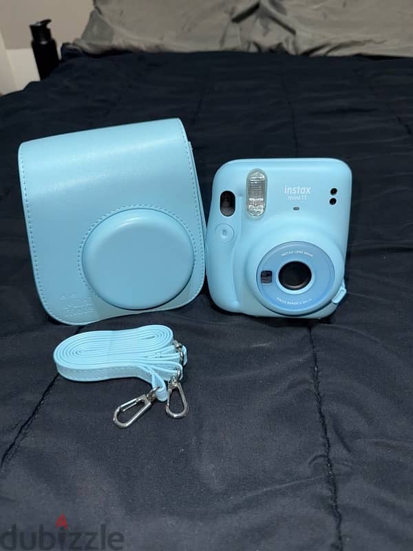 Fuji INSTAX Camera mini 11- Sky Blue 0