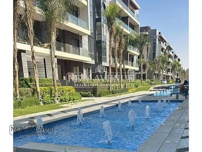 Semi finished Apartment Direct on water feature, 3 bedrooms, 3 bathrooms, BUA 220, 1st floor, Very prime location