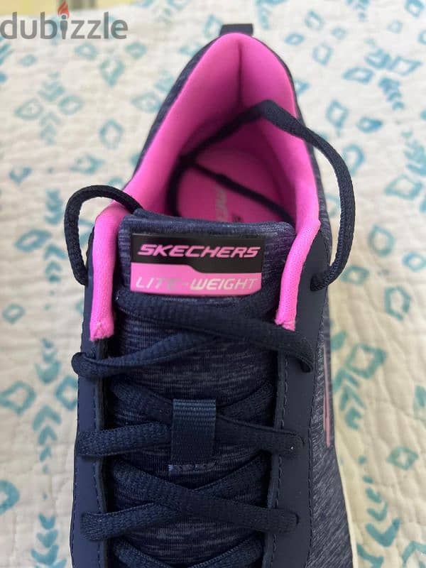 skechers 2