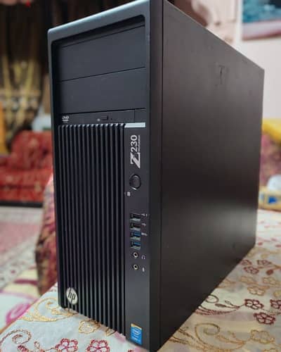 Hp z230 بحاله فوق الممتازه (i7-4790)