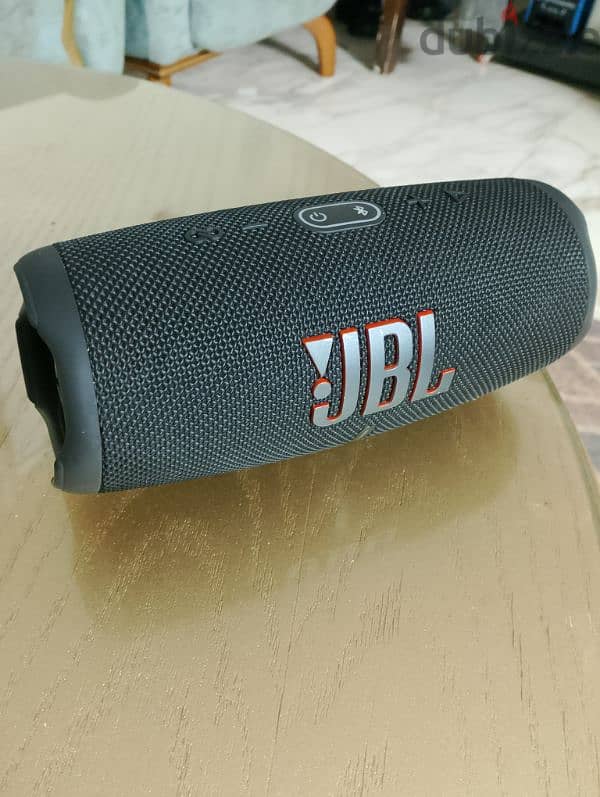 سماعات JBL charge 5 11