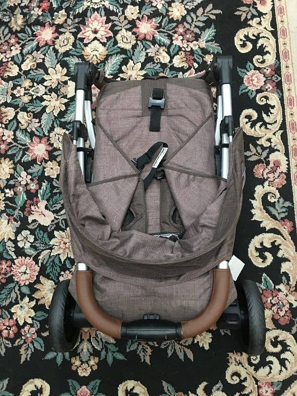 Giggles Stroller 9