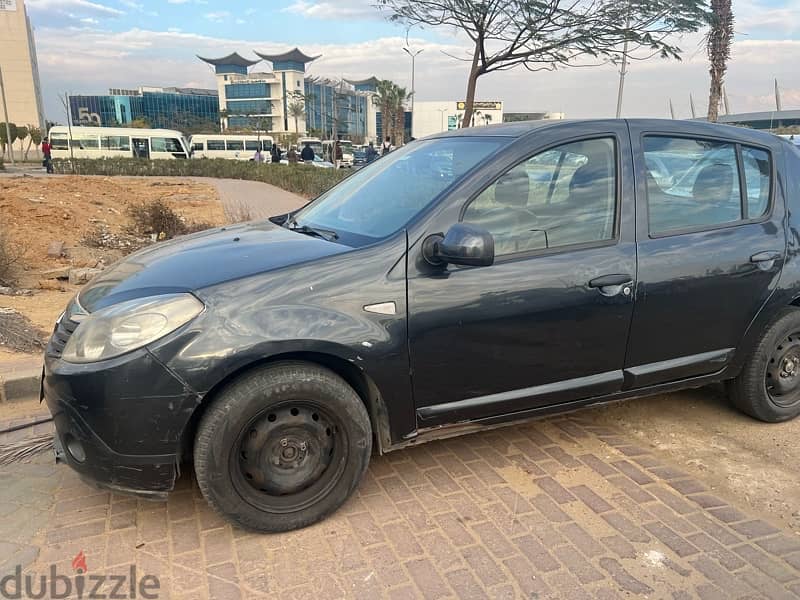 Renault Sandero 2013 0