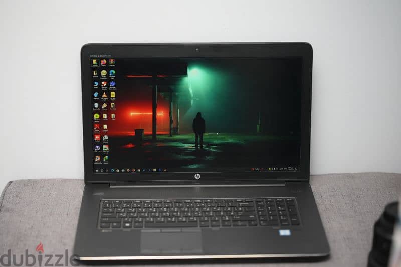 HP ZBOOK 17 G3 8