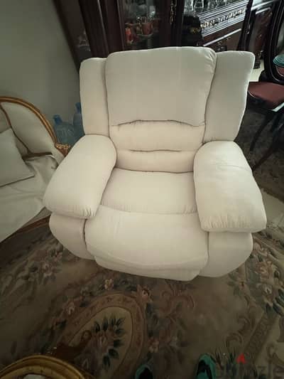 recliner chair lazy boy لازي بوي ركلاينر