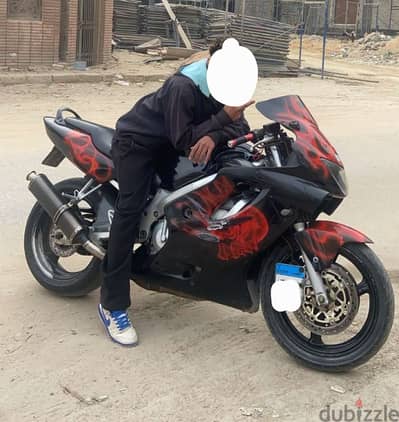 هوندا CBR 600F للبيع