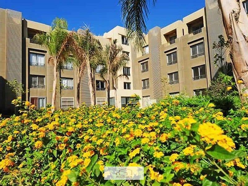 Apartment with garden for sale in Palm Parks, with installments over 8 years 0